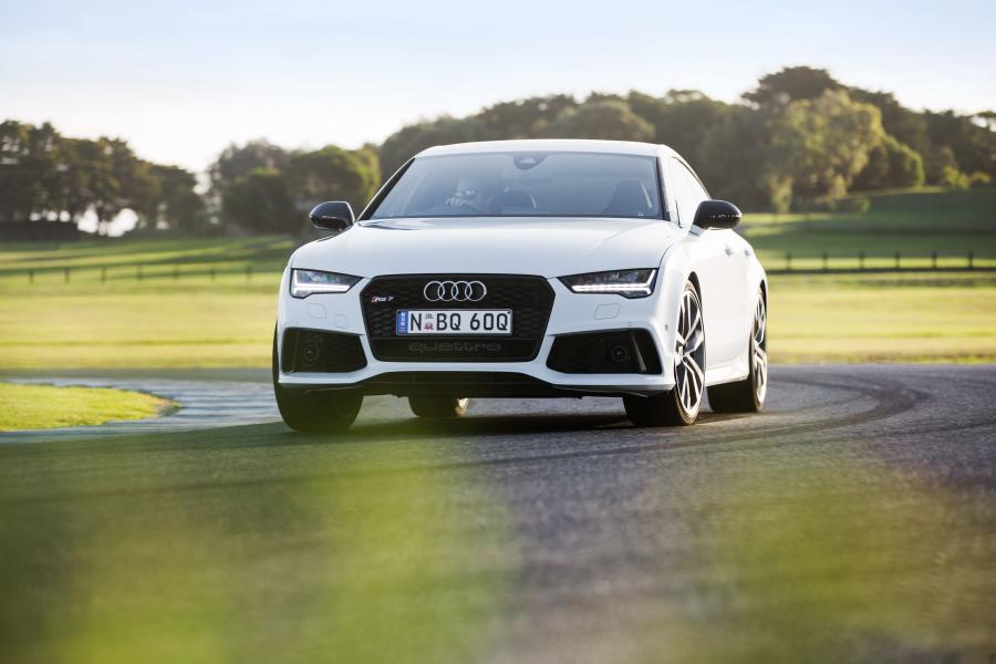  Audi RS7 Sportback Performance 2016 года  (AU) (фото 6 из 12)